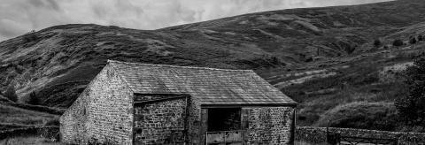 Trough Barn © Paul Warrilow